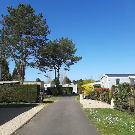Le Petit Cocon De Vivie Et Jj * Saint-Arnoult (Calvados)